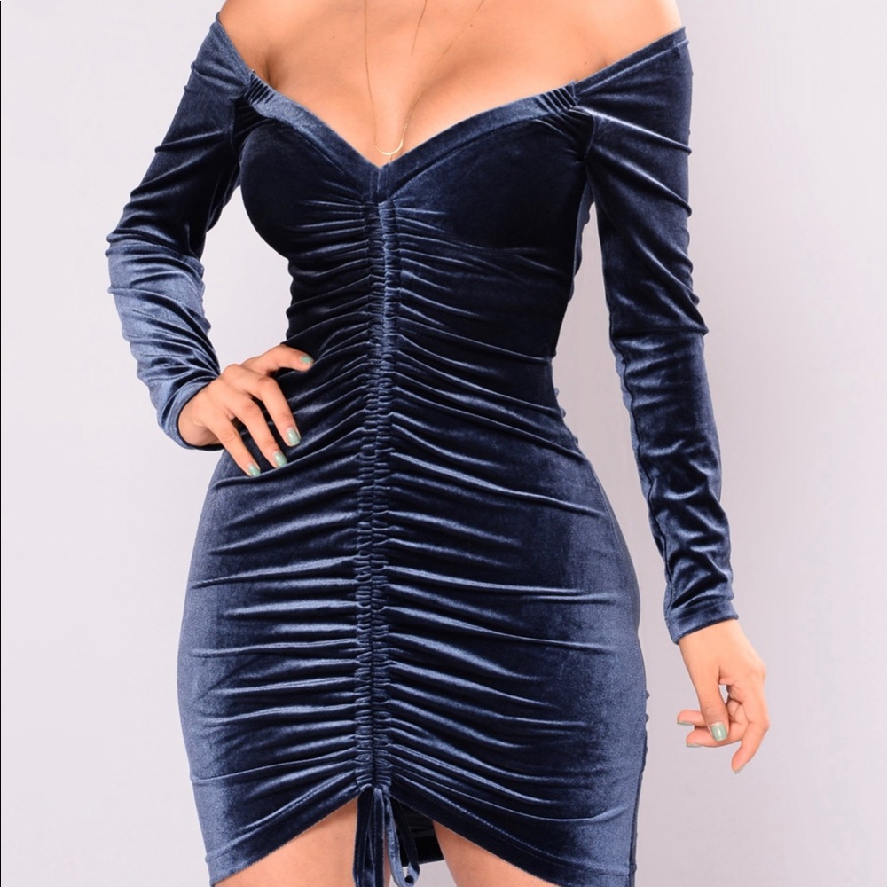 BNWT velvet Fashion Nova velvet dress size L